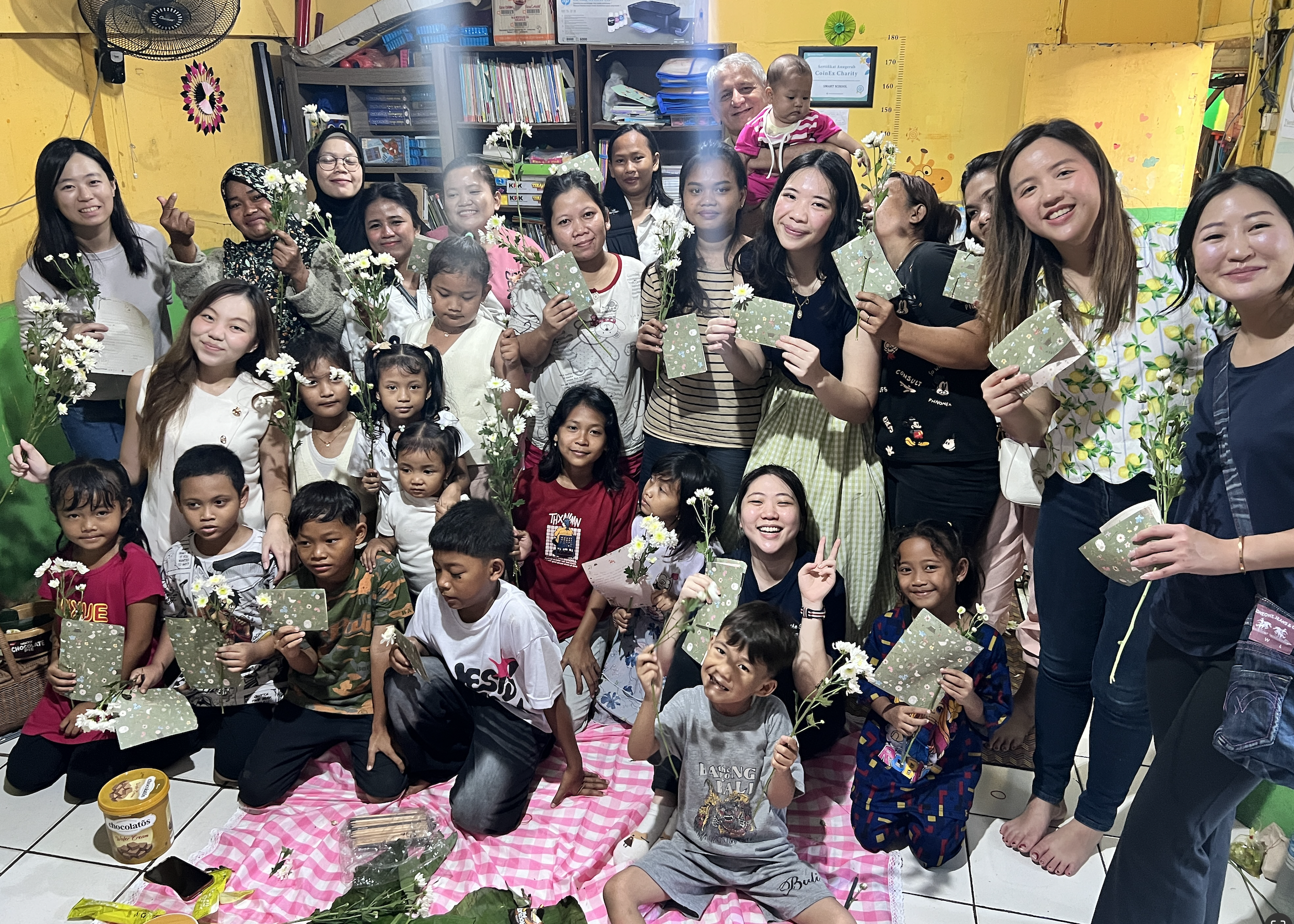 A Perjumpaan Bermakna gathering with mothers and children
